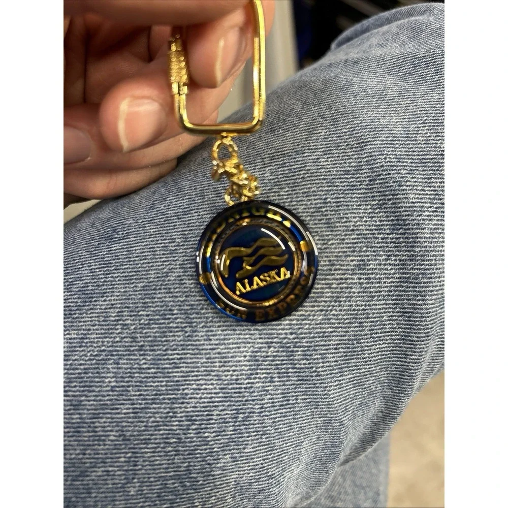 Midnight Sun Express Unisex Blue Princess Cruises Alaska Spin Keychain Gold OS